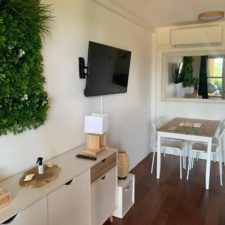 Cap Esterel Le Jardin Cote Mer , Spa Thalgo Climatisation ,Parking ,Parc Aquatique Piscines, Saint-Raphael (Var)