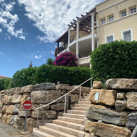 Cap Esterel Le Jardin Cote Mer , Spa Thalgo Climatisation ,Parking ,Parc Aquatique Piscines, * Saint-Raphael (Var)
