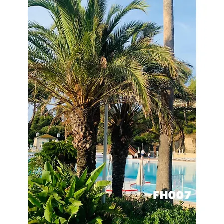 Cap Esterel Le Jardin Cote Mer , Spa Thalgo Climatisation ,Parking ,Parc Aquatique Piscines, *